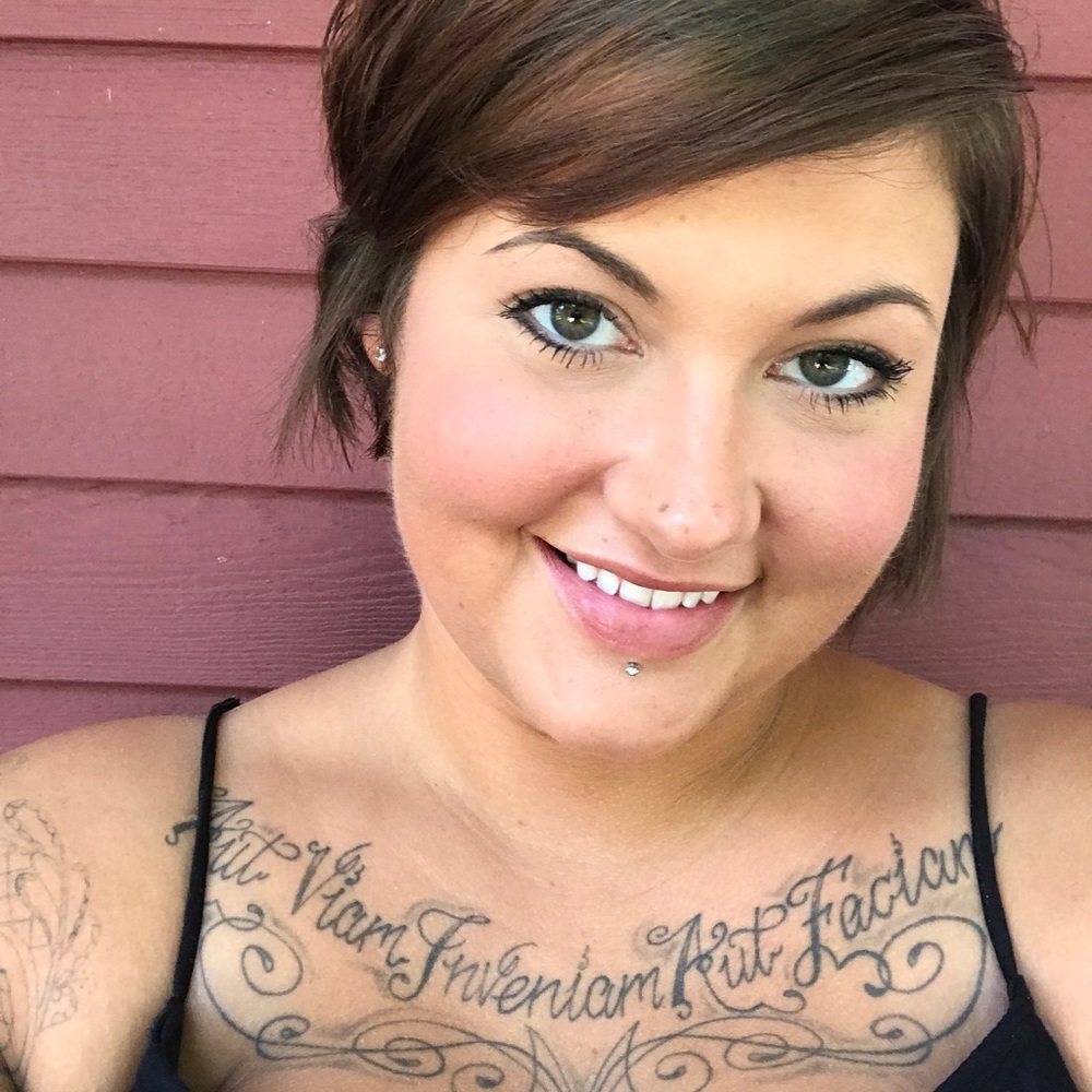 Meet your Posher, Rebekah